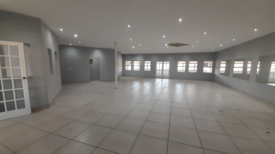 To Let Commercial Property for Rent in Faerie Glen Gauteng