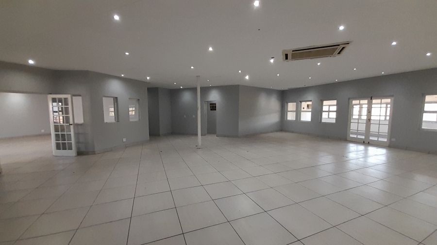 To Let Commercial Property for Rent in Faerie Glen Gauteng