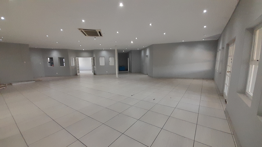 To Let Commercial Property for Rent in Faerie Glen Gauteng