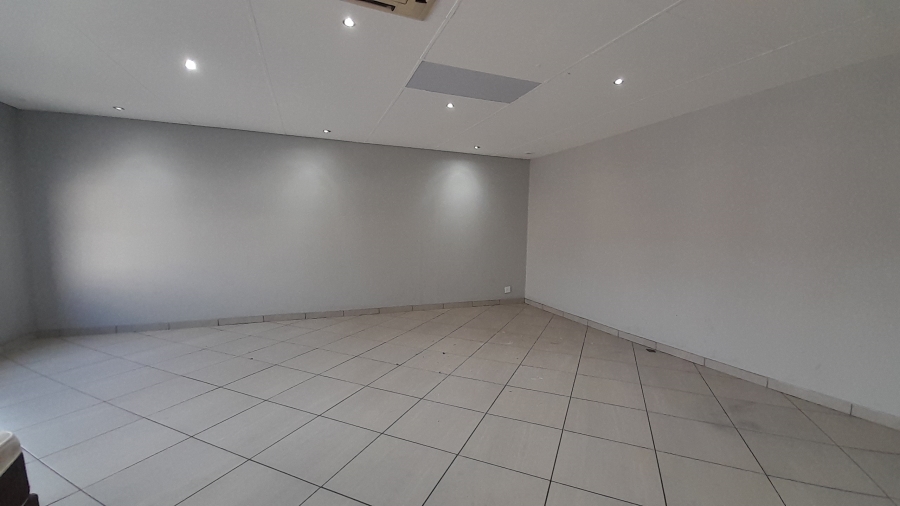 To Let Commercial Property for Rent in Faerie Glen Gauteng