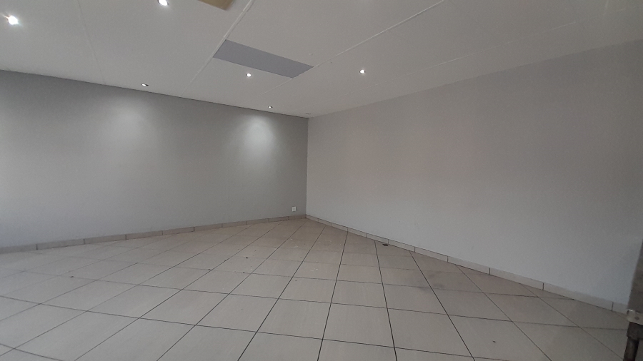 To Let Commercial Property for Rent in Faerie Glen Gauteng
