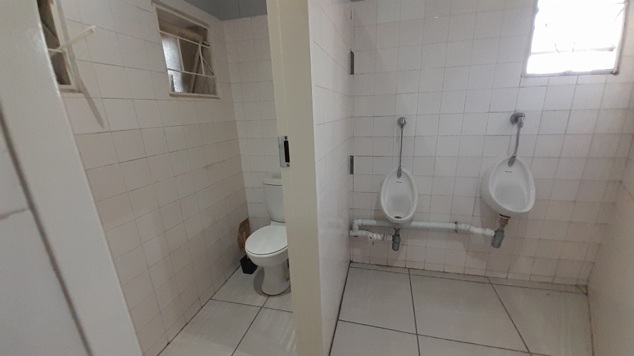 To Let Commercial Property for Rent in Faerie Glen Gauteng