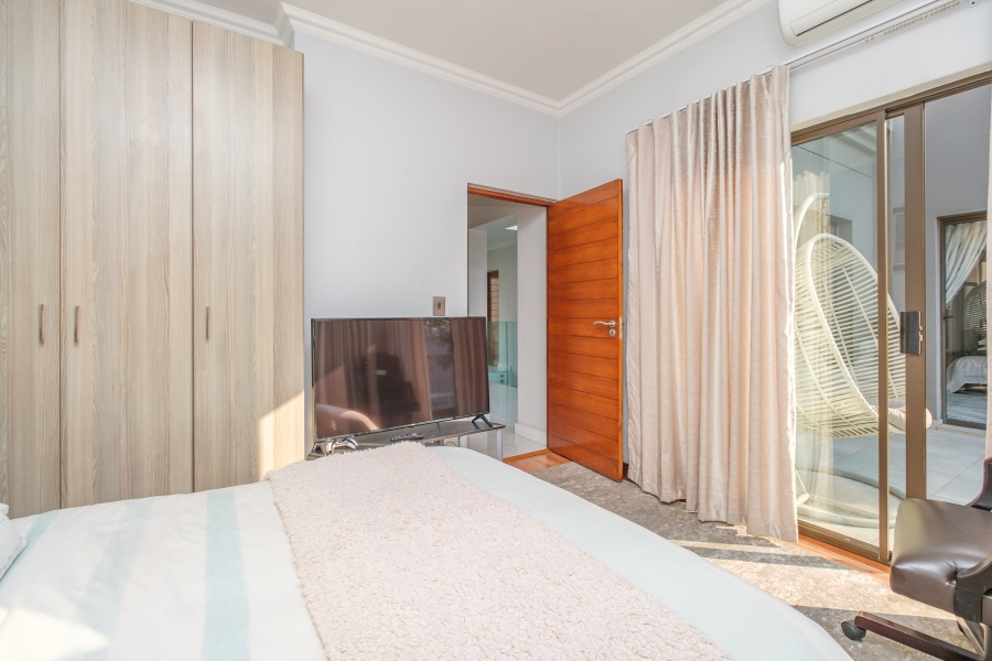 5 Bedroom Property for Sale in Beverley Gauteng