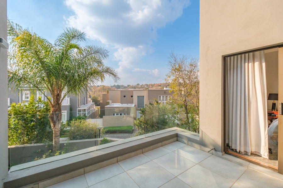 5 Bedroom Property for Sale in Beverley Gauteng