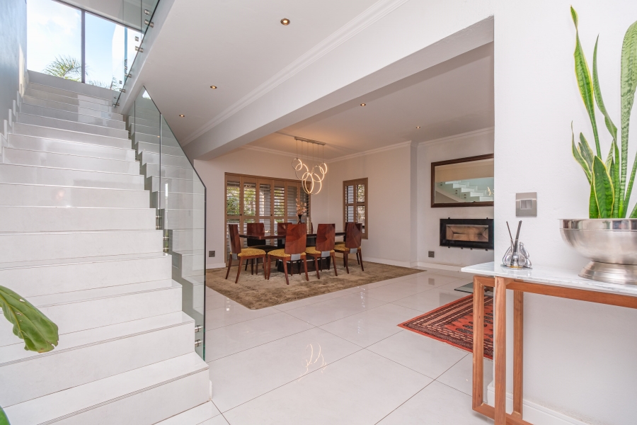 5 Bedroom Property for Sale in Beverley Gauteng