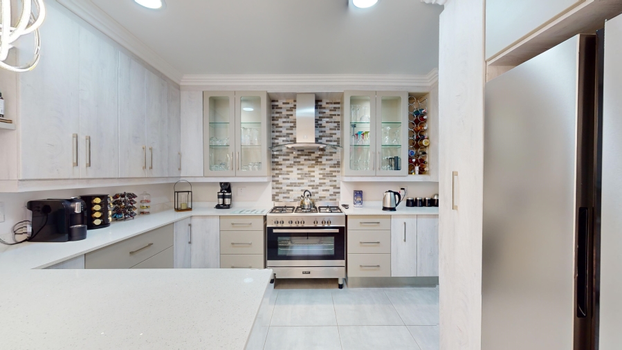 3 Bedroom Property for Sale in Bartlett Gauteng
