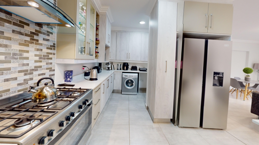 3 Bedroom Property for Sale in Bartlett Gauteng