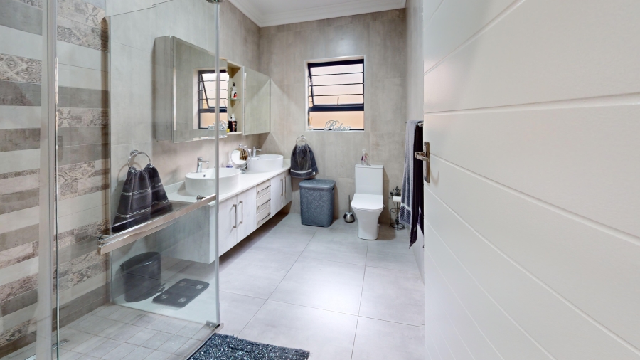 3 Bedroom Property for Sale in Bartlett Gauteng