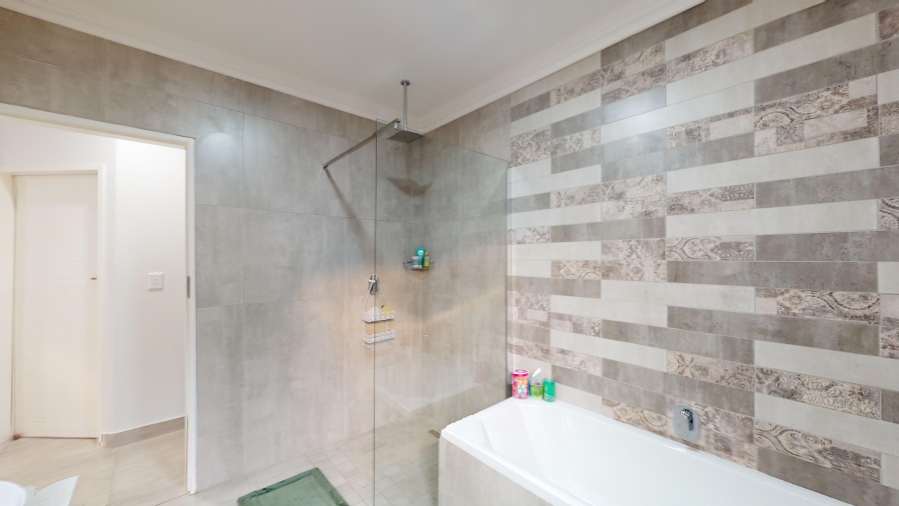 3 Bedroom Property for Sale in Bartlett Gauteng