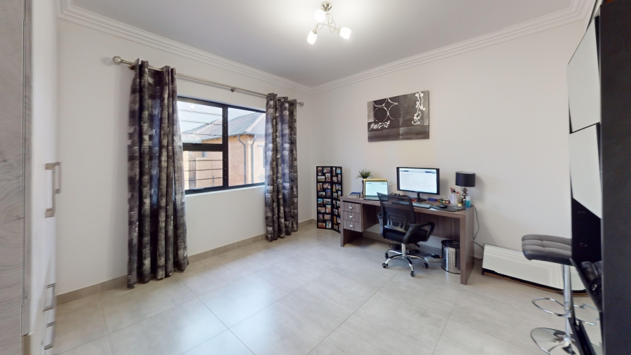 3 Bedroom Property for Sale in Bartlett Gauteng