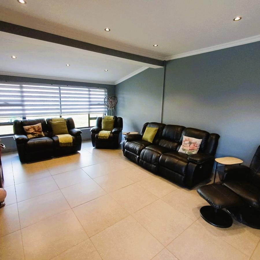 3 Bedroom Property for Sale in Meyerton Central Gauteng