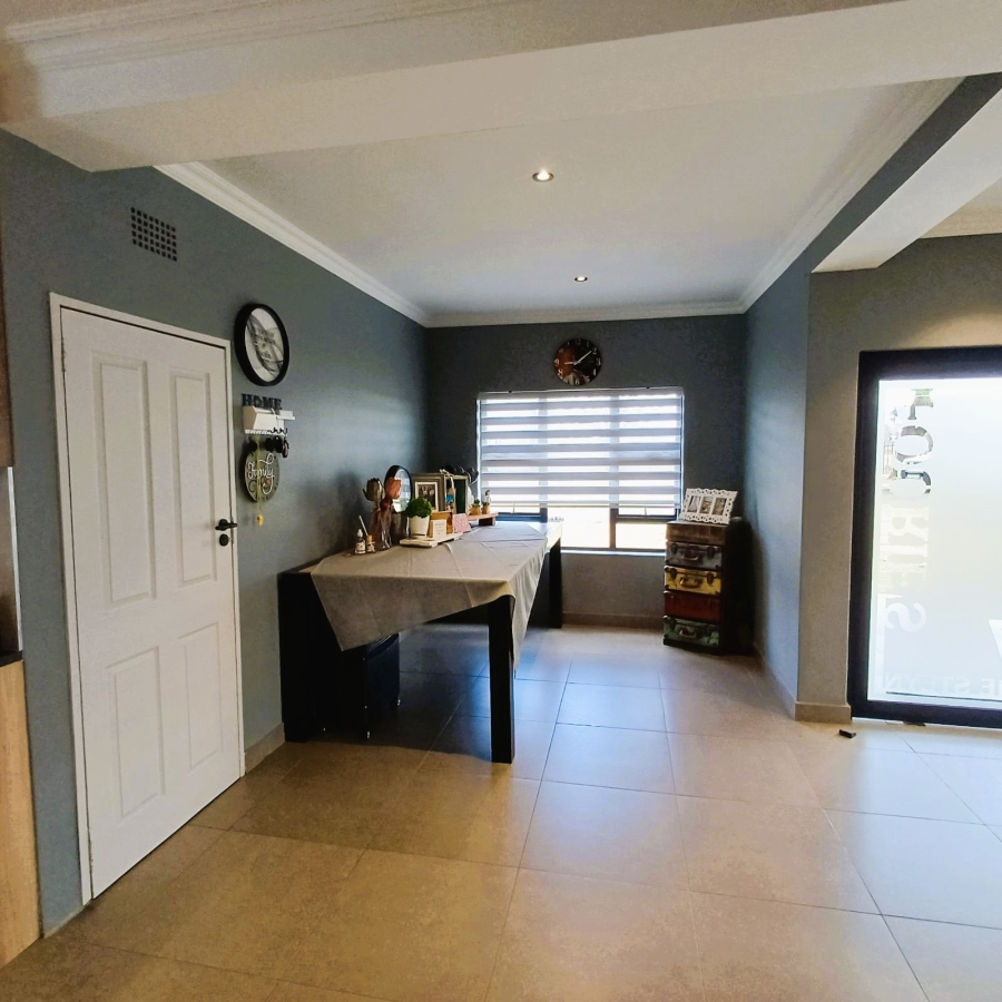 3 Bedroom Property for Sale in Meyerton Central Gauteng