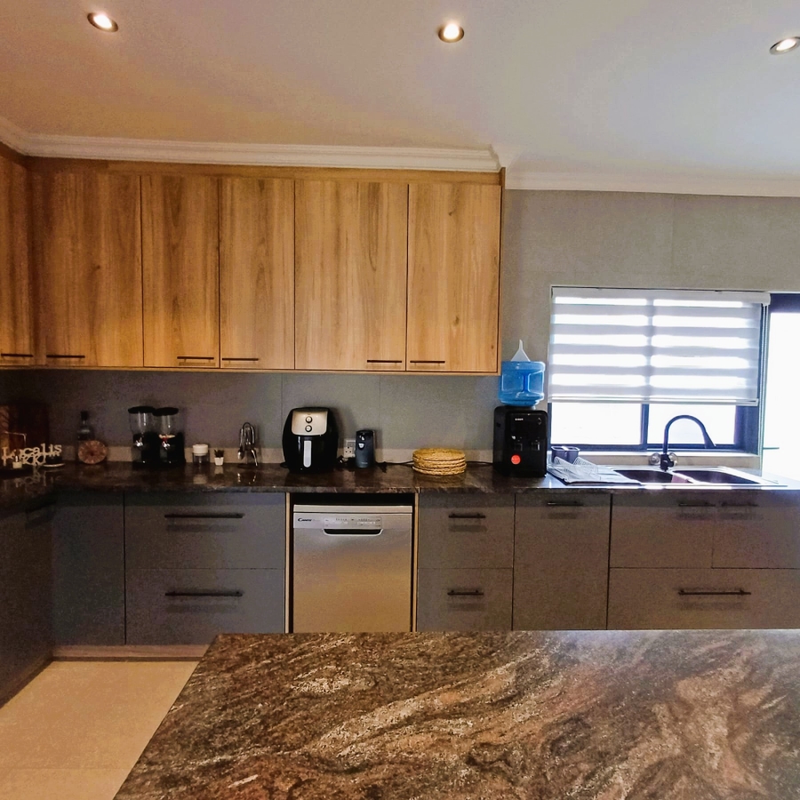 3 Bedroom Property for Sale in Meyerton Central Gauteng