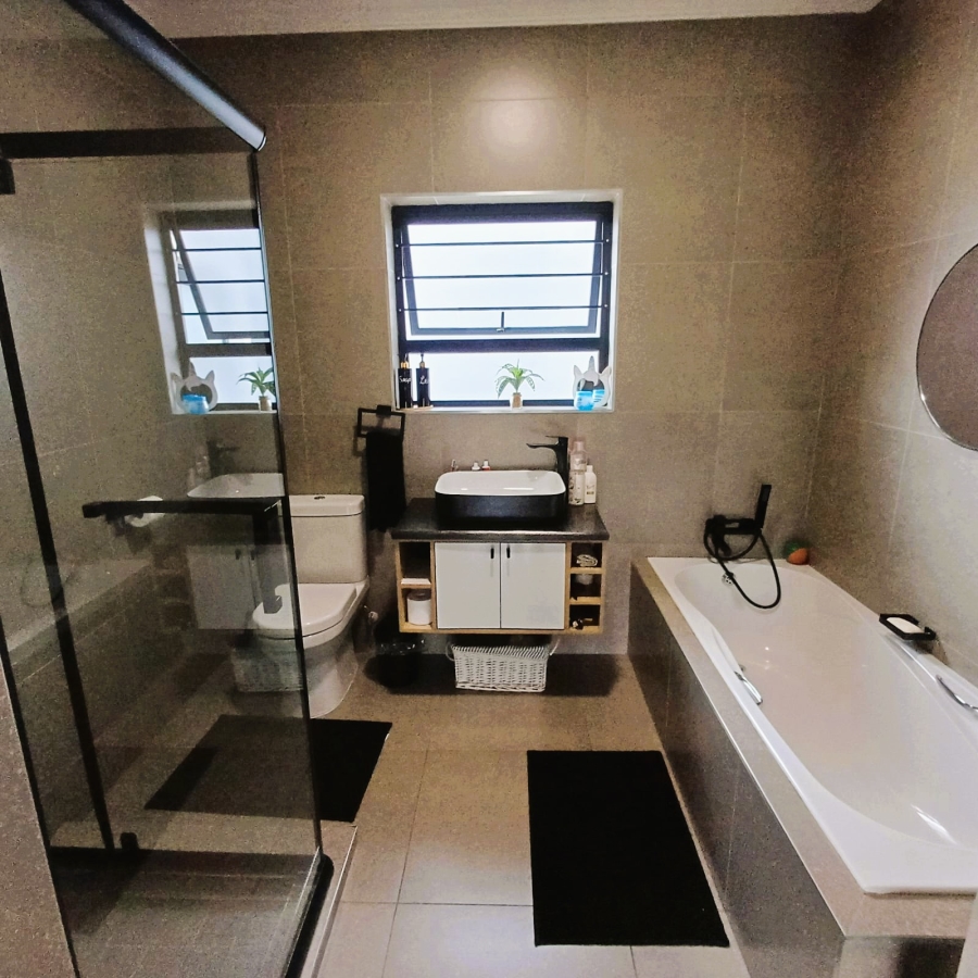 3 Bedroom Property for Sale in Meyerton Central Gauteng