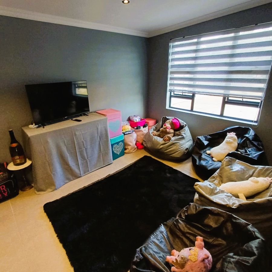 3 Bedroom Property for Sale in Meyerton Central Gauteng