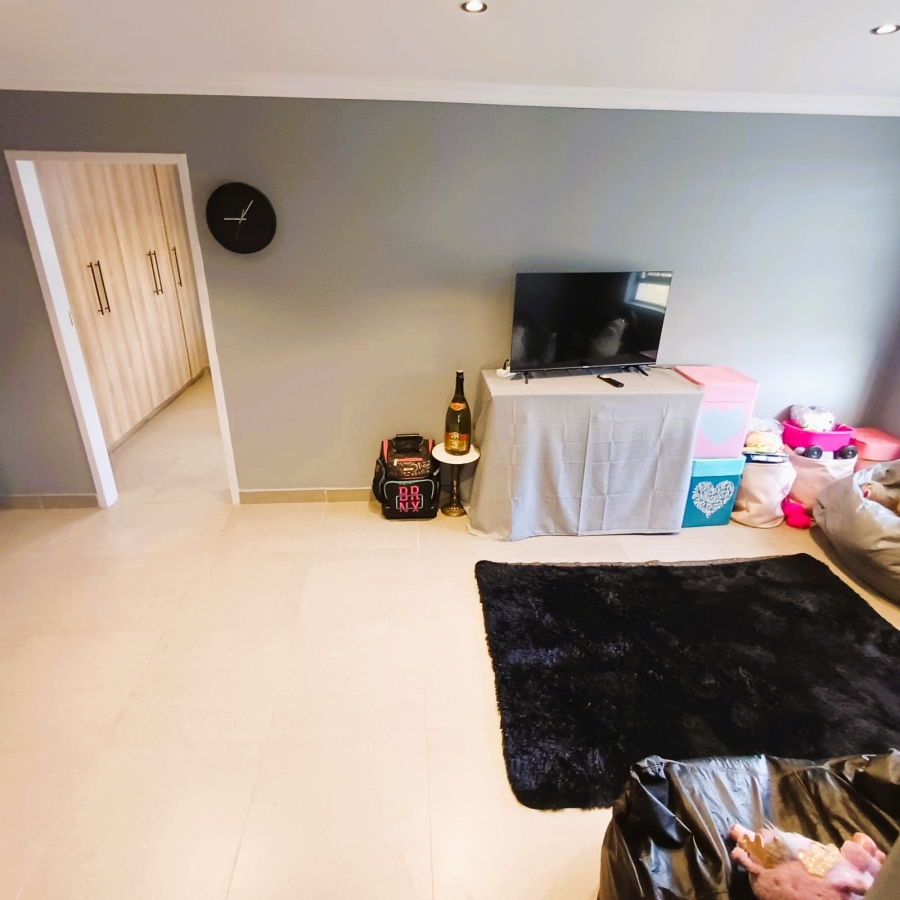 3 Bedroom Property for Sale in Meyerton Central Gauteng