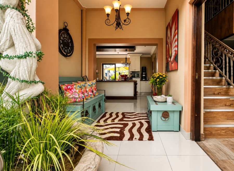 7 Bedroom Property for Sale in Three Rivers Gauteng