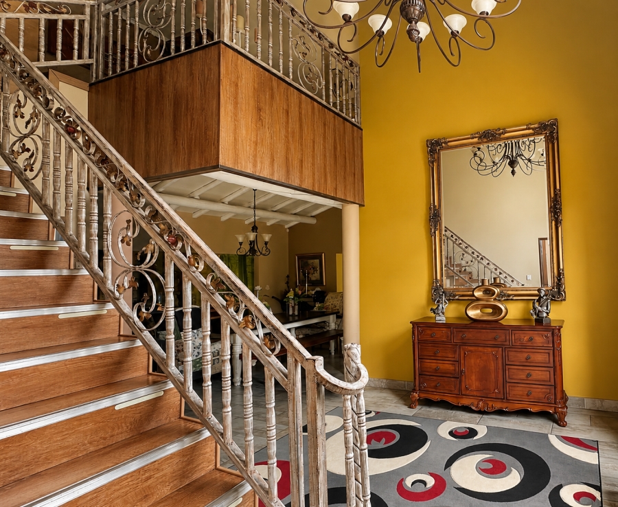 7 Bedroom Property for Sale in Three Rivers Gauteng