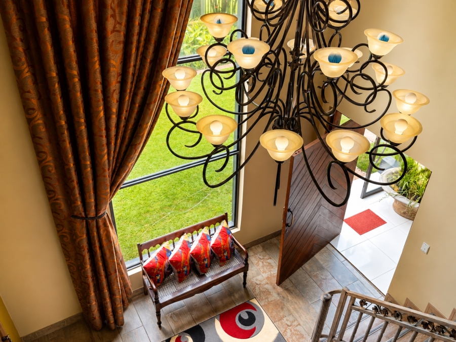 7 Bedroom Property for Sale in Three Rivers Gauteng