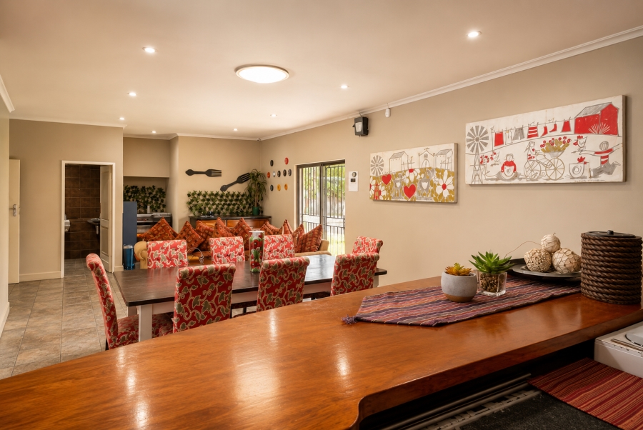 7 Bedroom Property for Sale in Three Rivers Gauteng