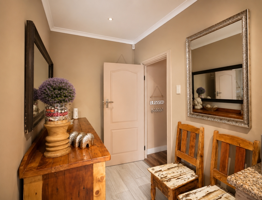 7 Bedroom Property for Sale in Three Rivers Gauteng