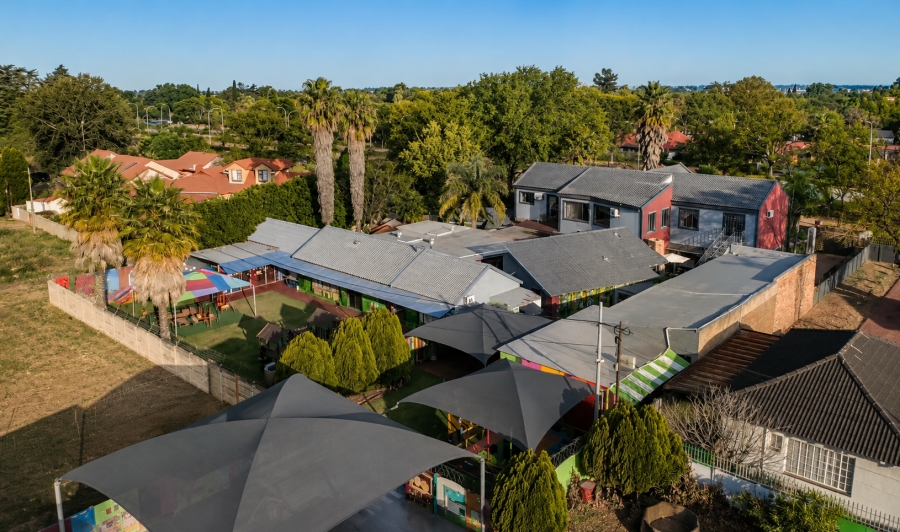 7 Bedroom Property for Sale in Three Rivers Gauteng