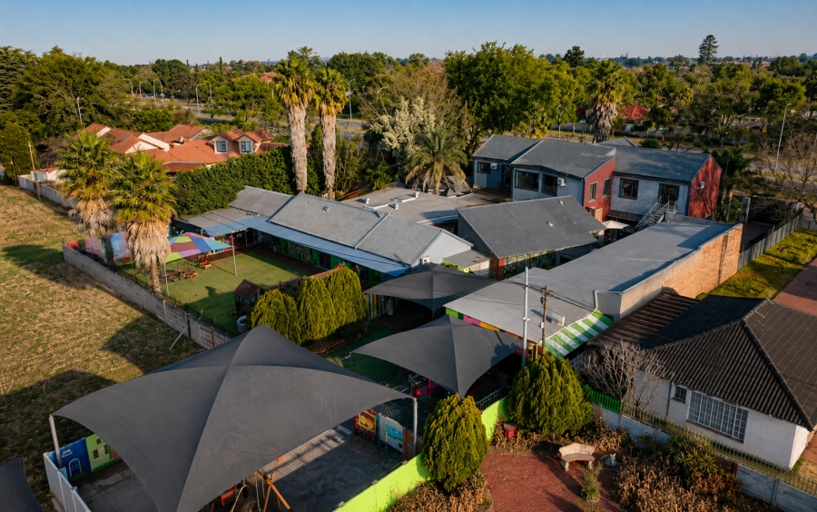 7 Bedroom Property for Sale in Three Rivers Gauteng