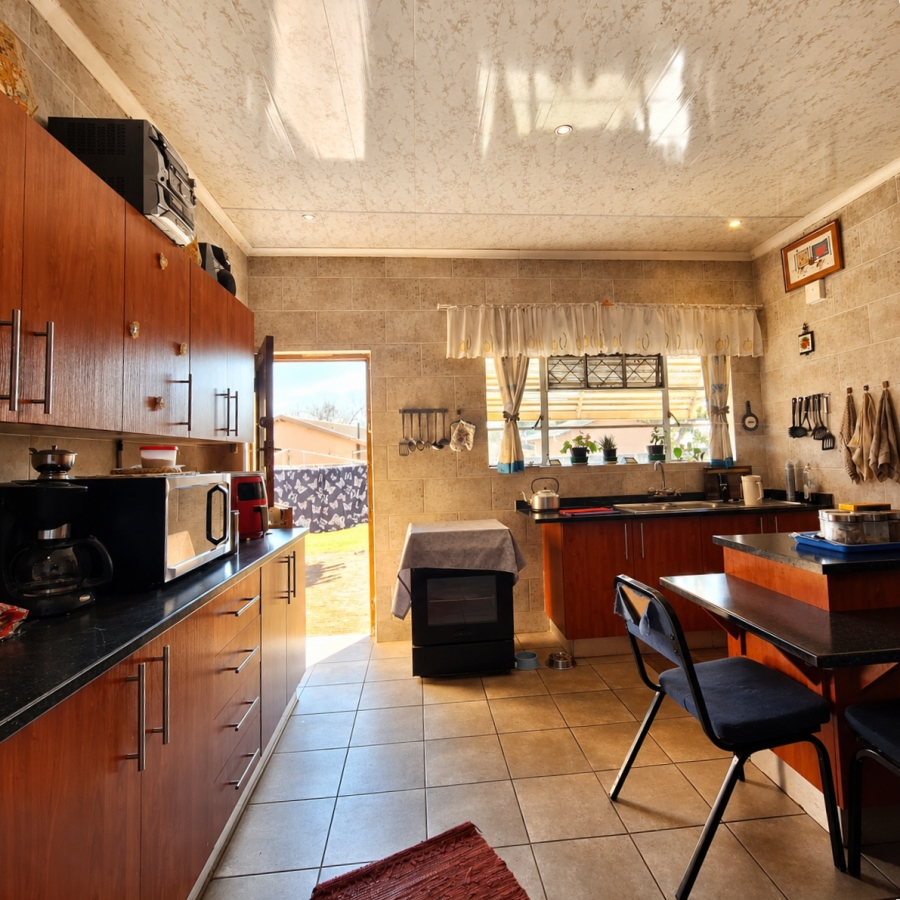 3 Bedroom Property for Sale in Rensburg Gauteng