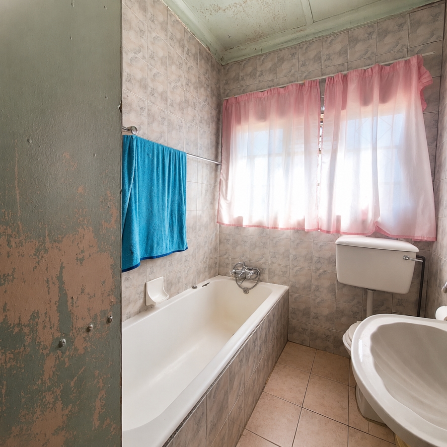 3 Bedroom Property for Sale in Rensburg Gauteng