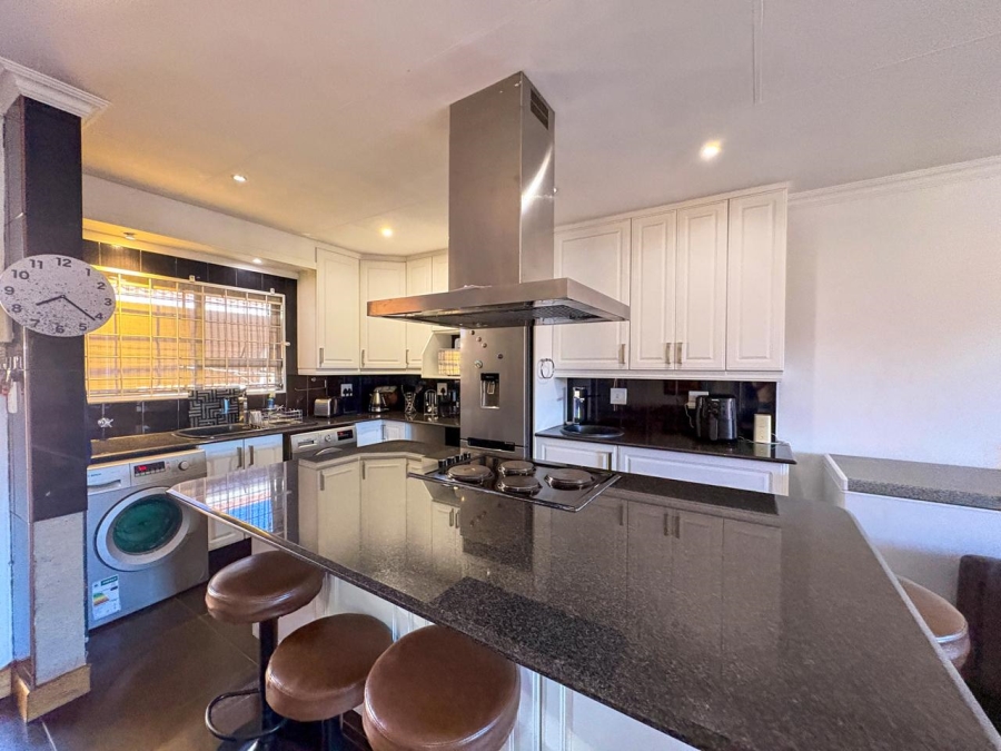 2 Bedroom Property for Sale in Sunward Park Gauteng