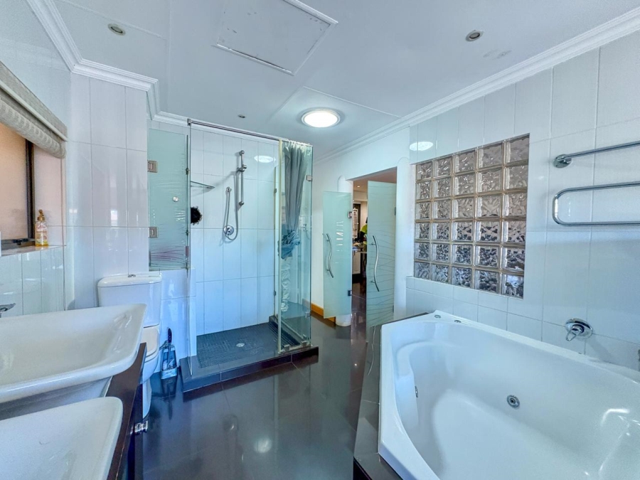 2 Bedroom Property for Sale in Sunward Park Gauteng