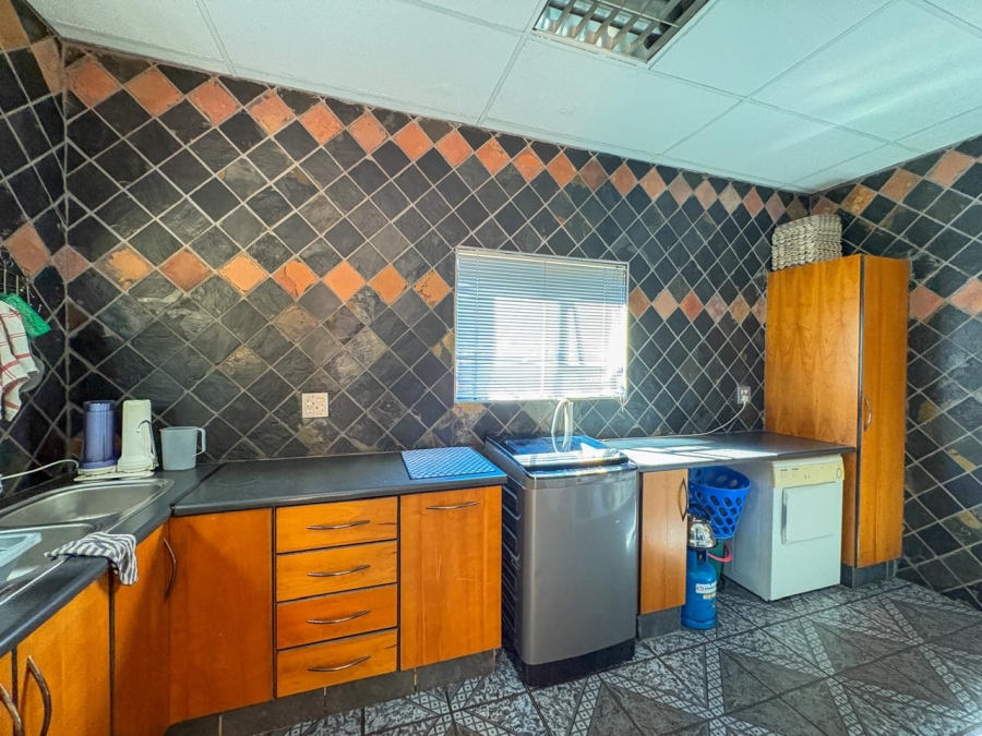3 Bedroom Property for Sale in Brakpan Central Gauteng