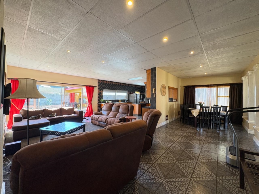 3 Bedroom Property for Sale in Brakpan Central Gauteng
