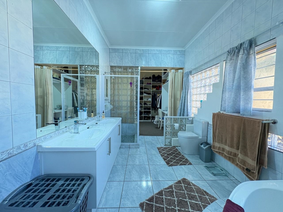 3 Bedroom Property for Sale in Brakpan Central Gauteng