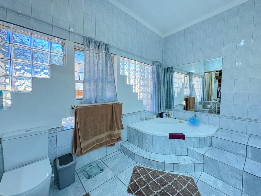 3 Bedroom Property for Sale in Brakpan Central Gauteng