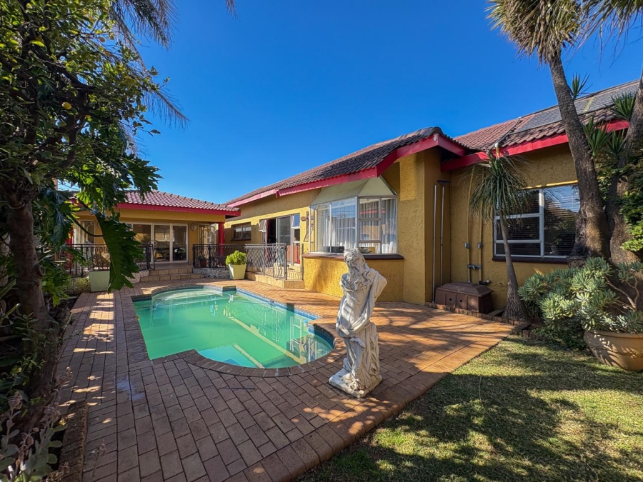 3 Bedroom Property for Sale in Brakpan Central Gauteng