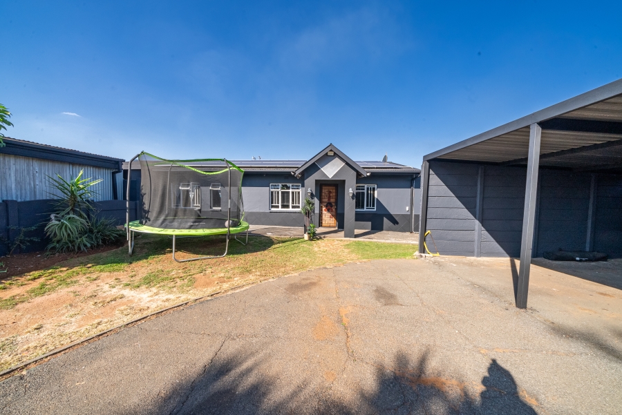 4 Bedroom Property for Sale in Minnebron Gauteng