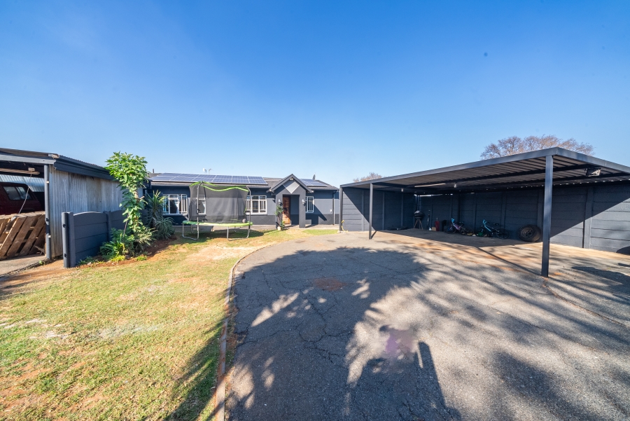 4 Bedroom Property for Sale in Minnebron Gauteng