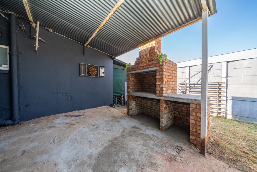 4 Bedroom Property for Sale in Minnebron Gauteng