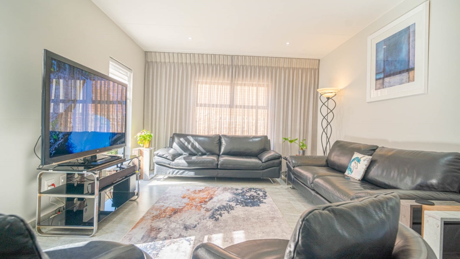 4 Bedroom Property for Sale in Carlswald Gauteng