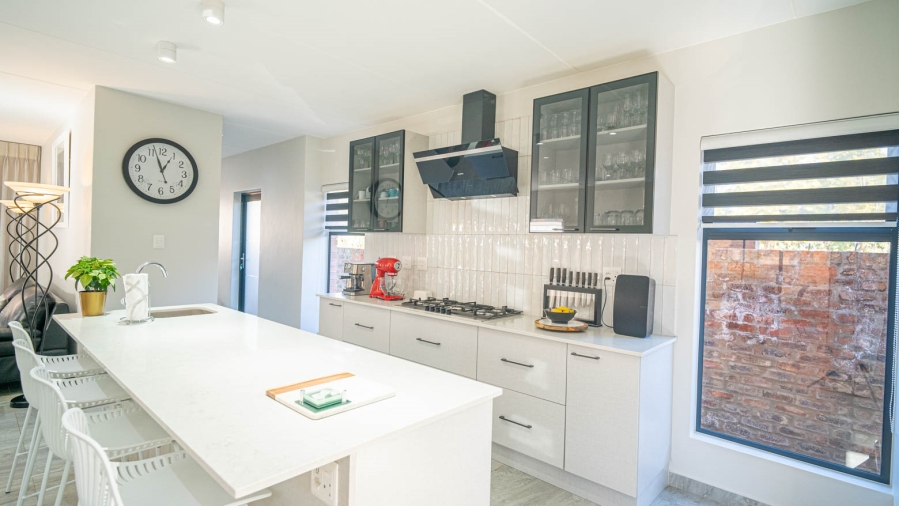 4 Bedroom Property for Sale in Carlswald Gauteng