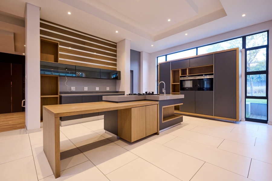 4 Bedroom Property for Sale in Waterfall Country Estate Gauteng