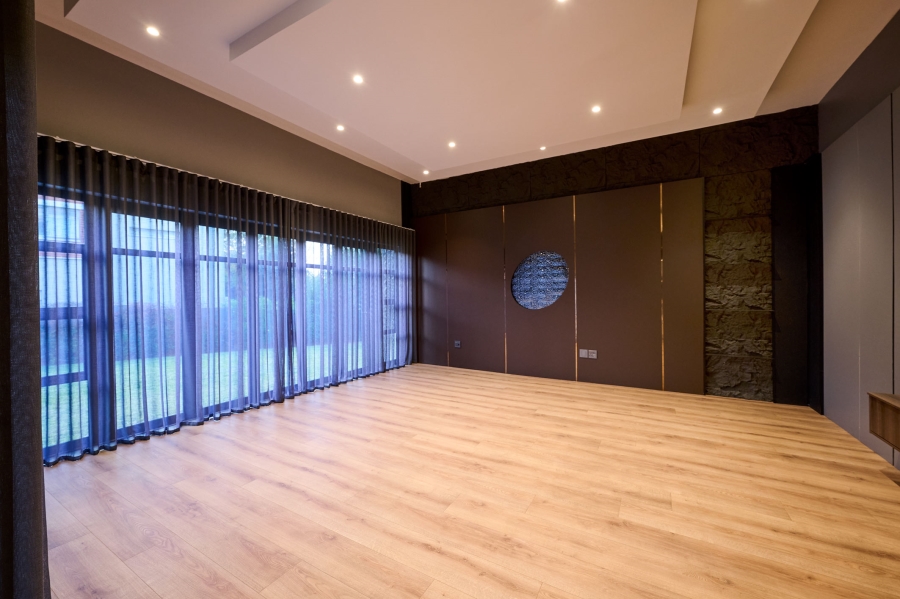 4 Bedroom Property for Sale in Waterfall Country Estate Gauteng