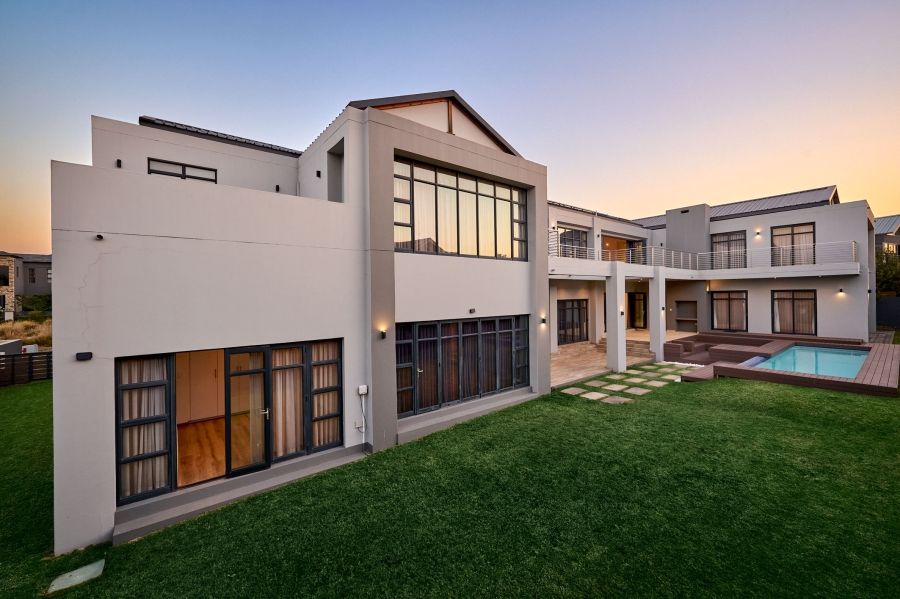4 Bedroom Property for Sale in Waterfall Country Estate Gauteng