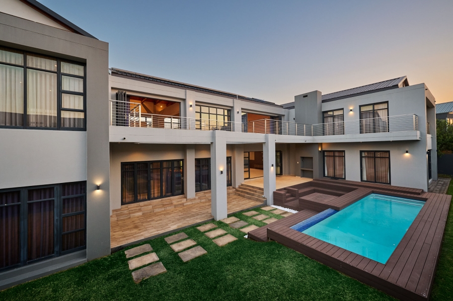4 Bedroom Property for Sale in Waterfall Country Estate Gauteng