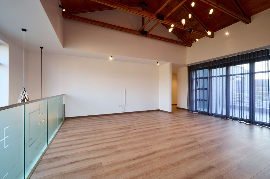 4 Bedroom Property for Sale in Waterfall Country Estate Gauteng