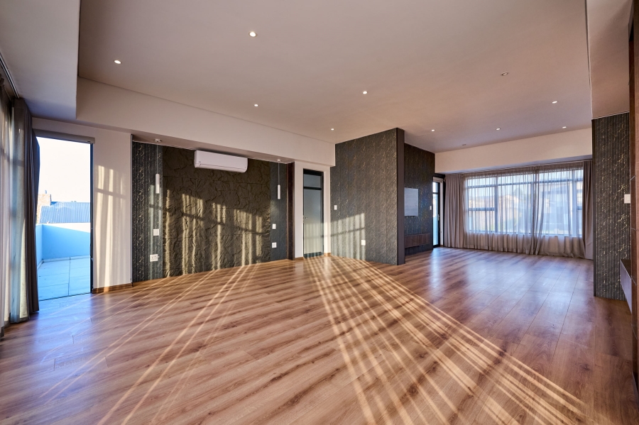 4 Bedroom Property for Sale in Waterfall Country Estate Gauteng