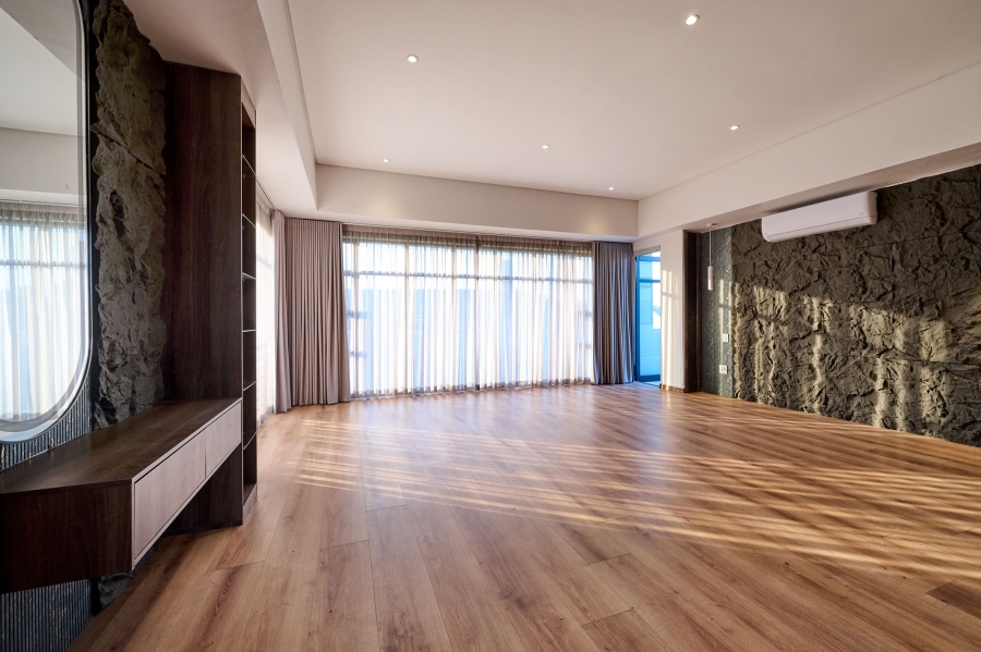 4 Bedroom Property for Sale in Waterfall Country Estate Gauteng