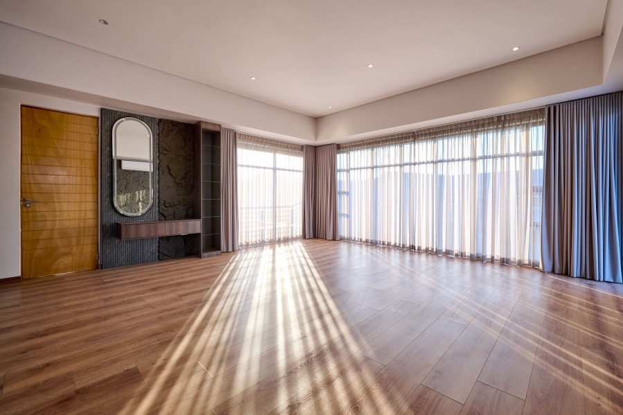 4 Bedroom Property for Sale in Waterfall Country Estate Gauteng