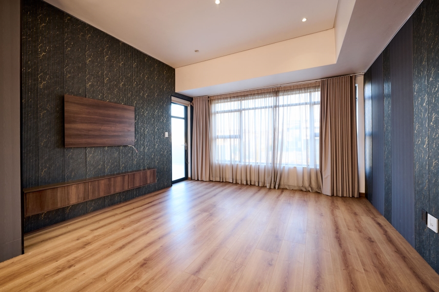 4 Bedroom Property for Sale in Waterfall Country Estate Gauteng